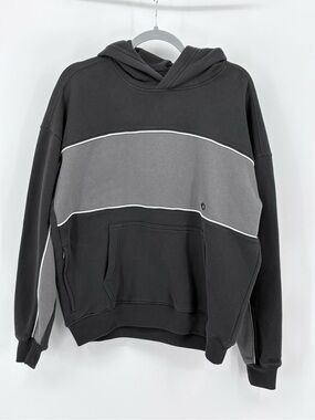 Hollister NWOT Men M Boxy Fit Pullover Hoodie
